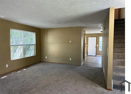 3 bed, $1,495 — Photo 3