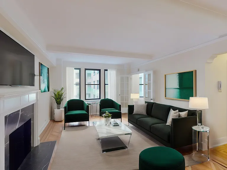210 E 68th St #3-A — Photo 1
