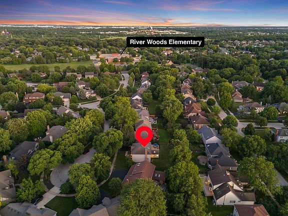 2nd image of 2397 Bluemont Ct