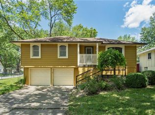 801 NE Linz Ave, Blue Springs, MO 64014