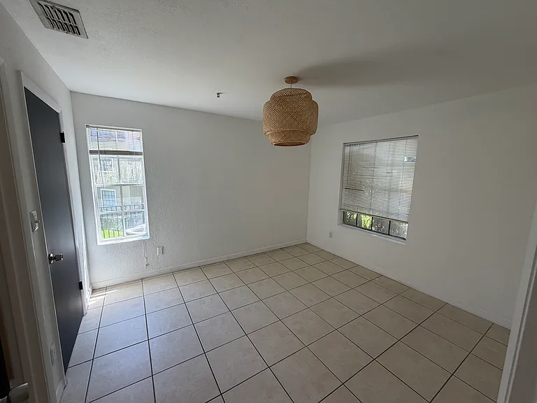 224 Afton Sq #108 — Photo 10