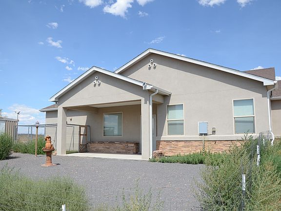 3rd image of 15 Mountain View Pl