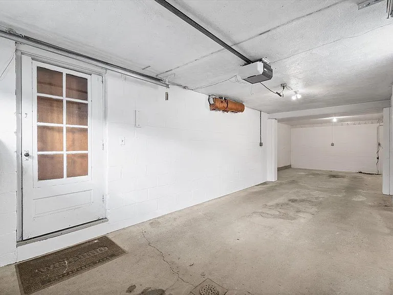 Connor Rd — Photo 22
