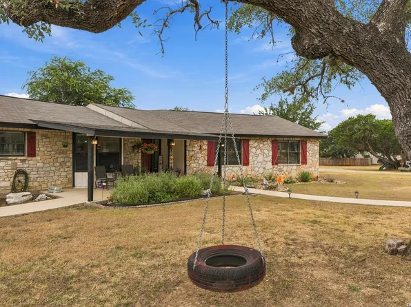 297 STARBURST LN, Bandera, TX 78003