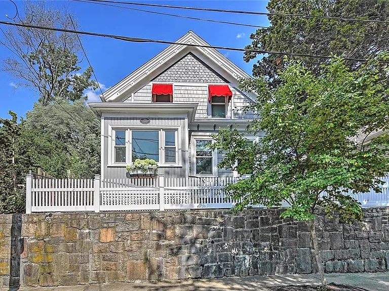 25 Tecumseh St — Photo 1