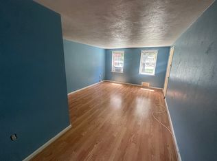 711 S Main St APT D1, Blacksburg, VA 24060