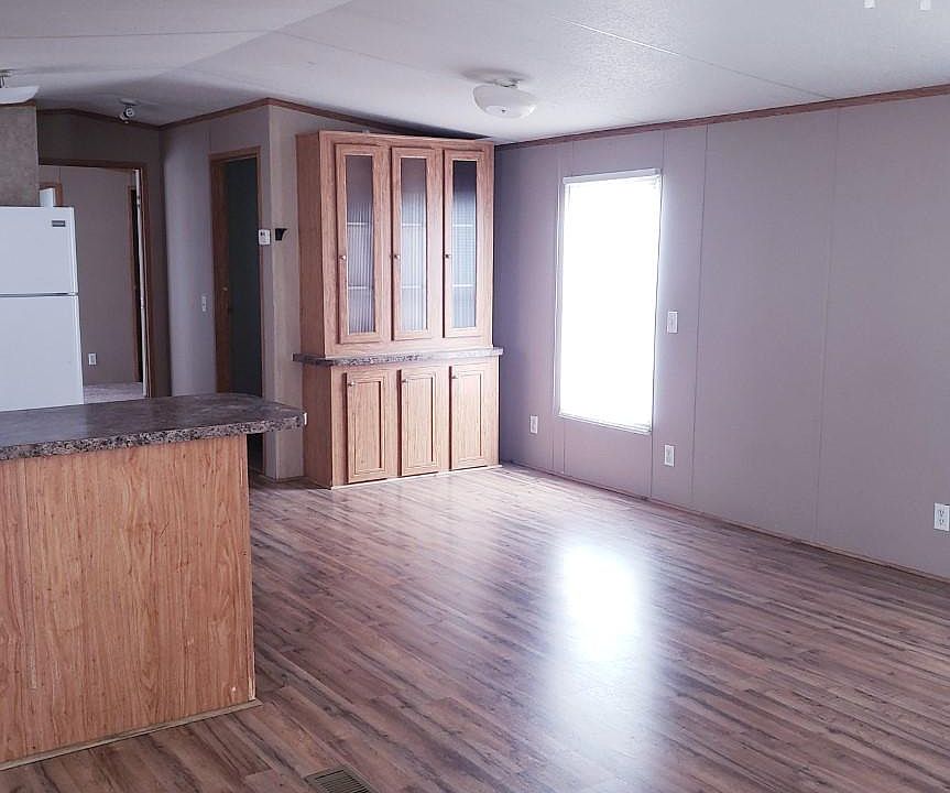 1st image of 400 Ehlinger Dr Trlr 427