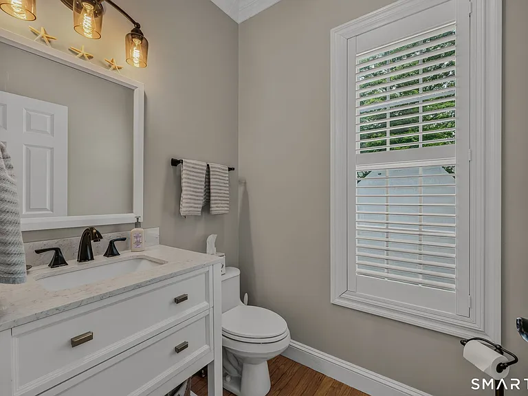 11 Windrose Dr — Photo 9