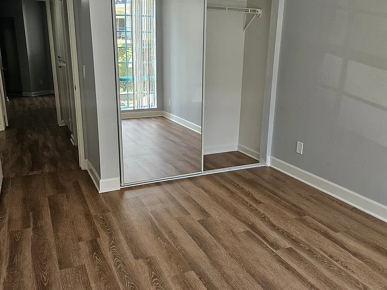 1375 Midvale Apartments — Photo 68
