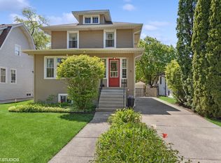 287 Herrick Rd, Riverside, IL 60546