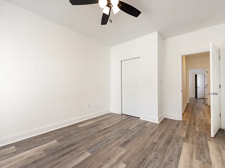 400 S Sanford St #A — Photo 23