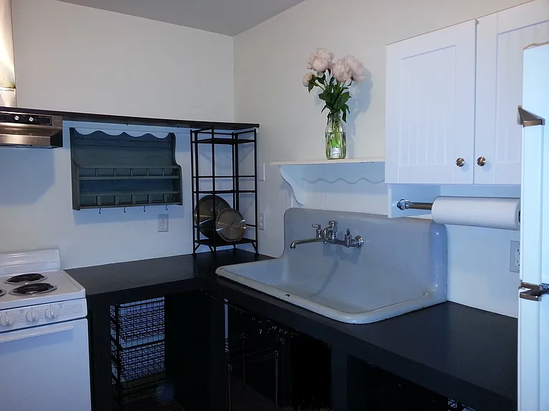 20 Dickinson St #2 — Photo 7