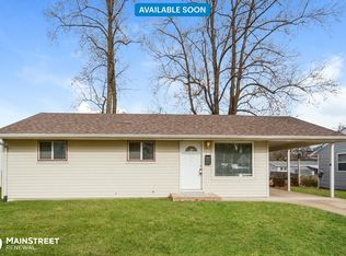 835 Daniel Boone Dr, Florissant, MO 63031