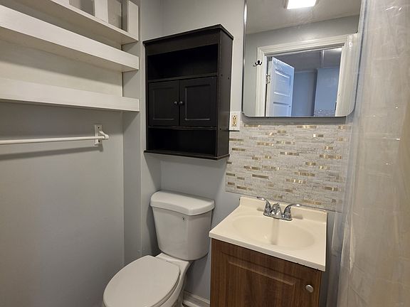 5th image of 64 Hartford Ave #68