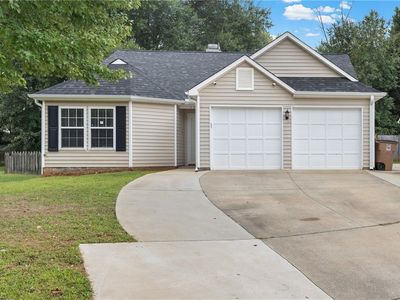 3815 Pineway Dr, Greensboro, NC, 27405