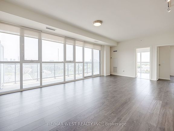 2nd image of 3237 Bayview Ave #902