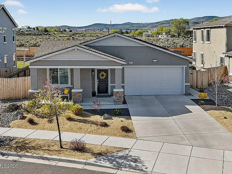 913 Estuary Cir — Photo 2
