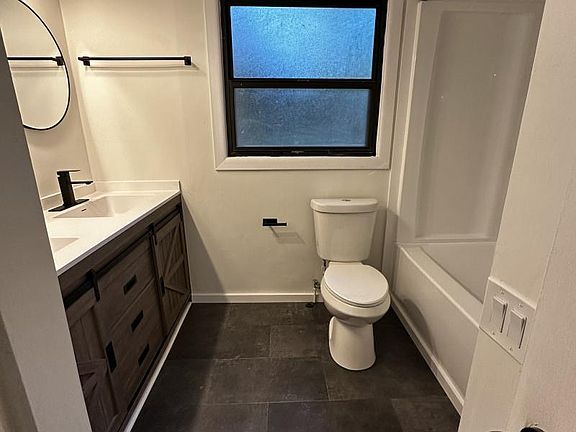 5th image of 6820 Malvern St