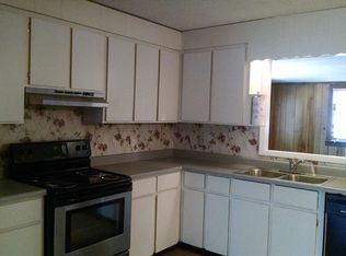 100 Monica Ct, Warner Robins, GA 31088