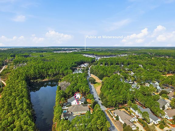 4th image of 295 Medley St