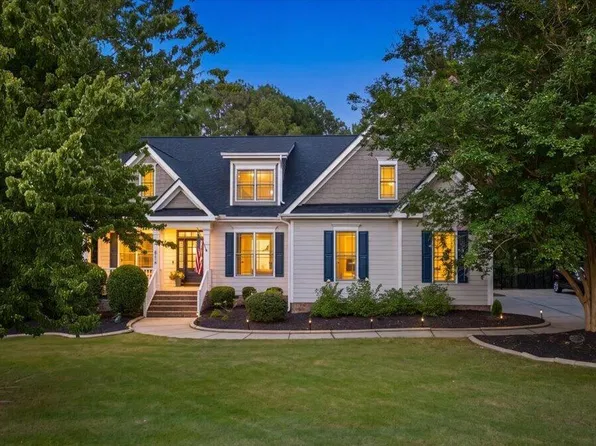 6716 Stepherly Way, Holly Springs, NC 27540
