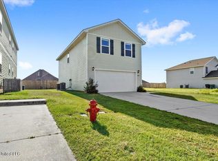 2400 Gladiolus St, Ocean Springs, MS 39564