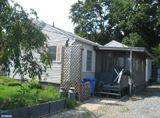 27 Borough Ave, Clayton, NJ 08312