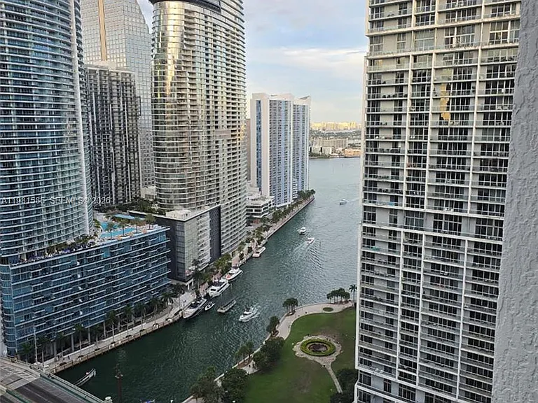 500 Brickell Ave #3105 — Photo 30