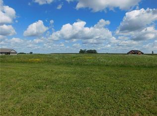 2002 Spaulding Ln, Grinnell, IA 50112