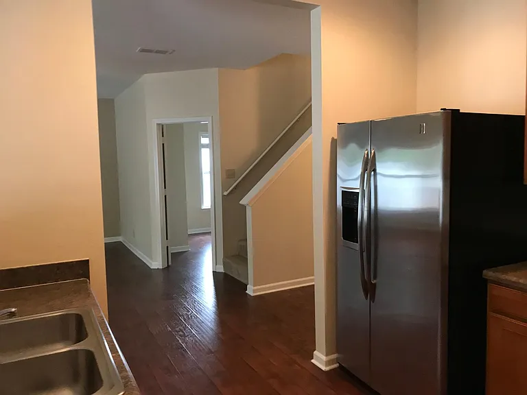 6042 Laurent Ave — Photo 5