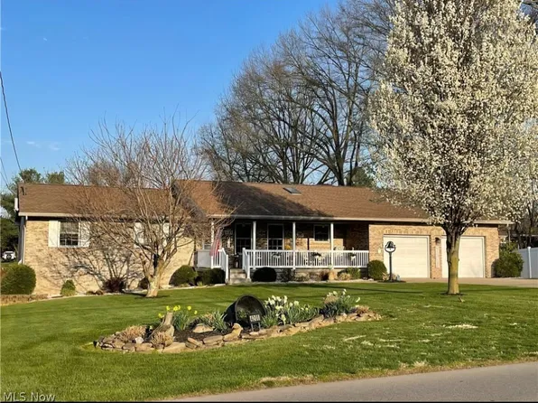 4201 Stella St, North Parkersburg, WV 26104