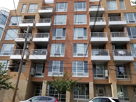 Sold by Remax Edge | media 2