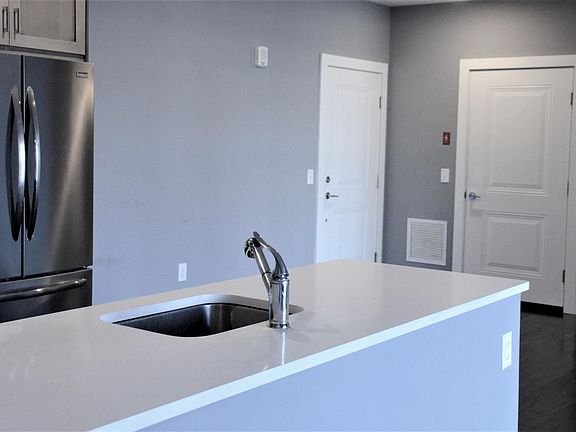 2nd image of 212 Marina Pointe Dr #212