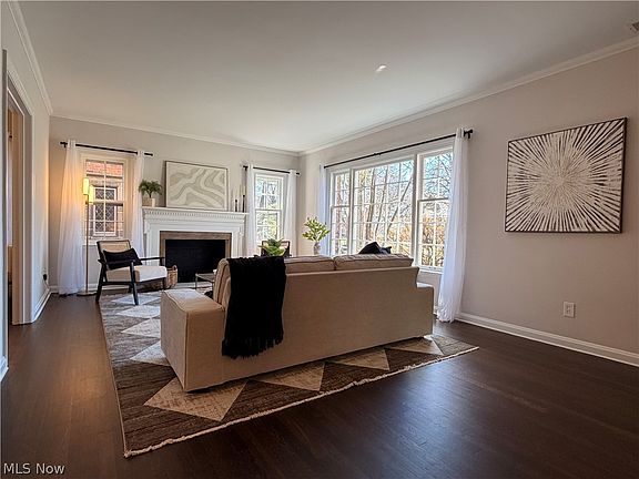 2nd image of 2563 Edgerton Rd