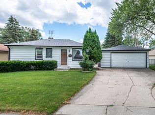 2421 W Bridge St, Milwaukee, WI 53221