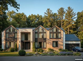 44 Pine Ter, Demarest, NJ 07627