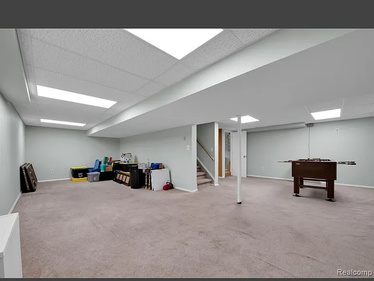 4959 Kingswood Dr — Photo 10
