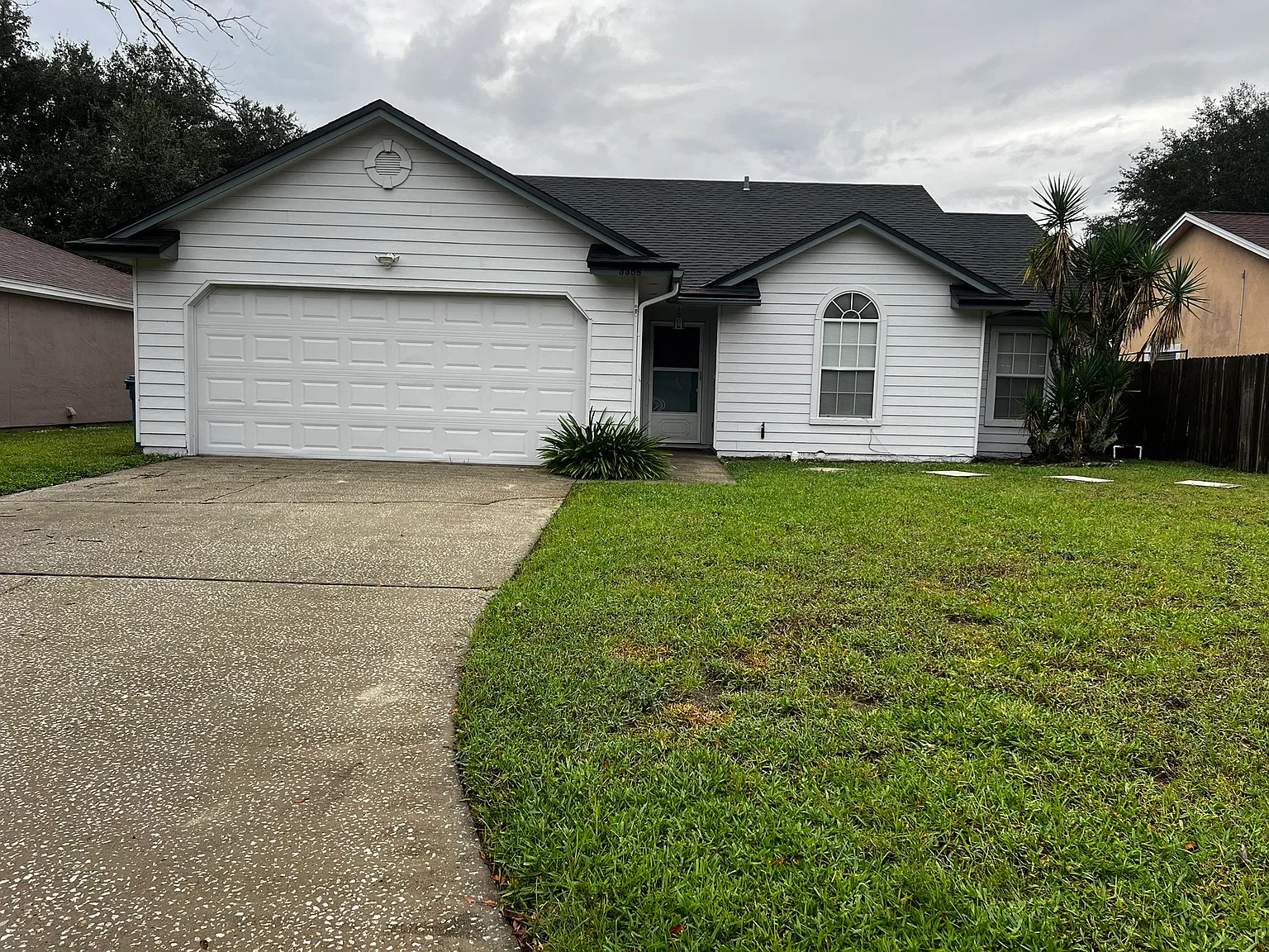 3 bed, 1322 sqft, $2,000 — Photo 4