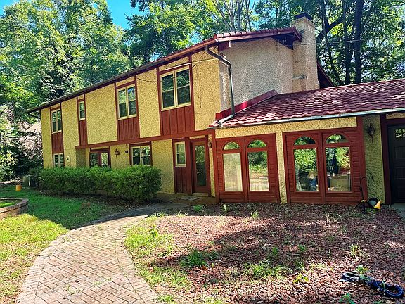 5th image of 519 Downing Dr