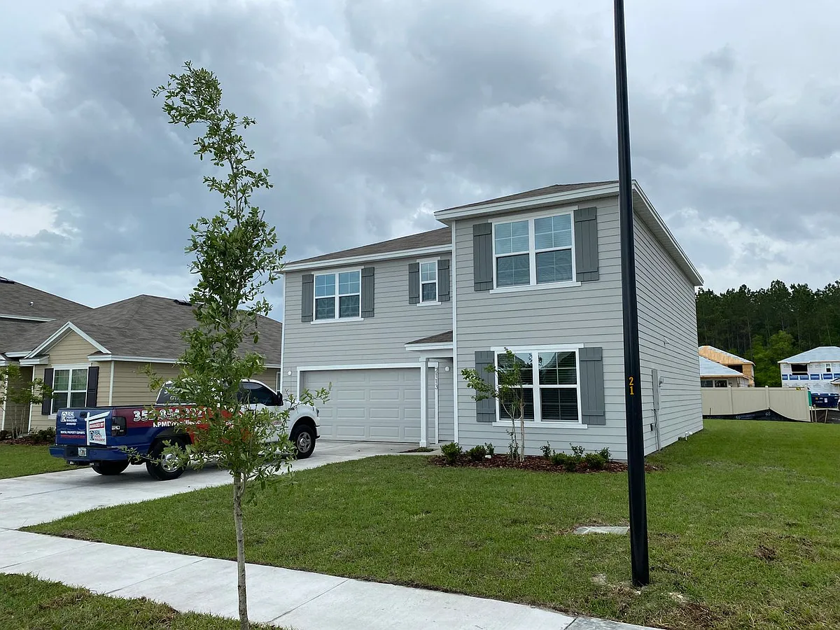 Building Photo - 2113 NW 247th Dr