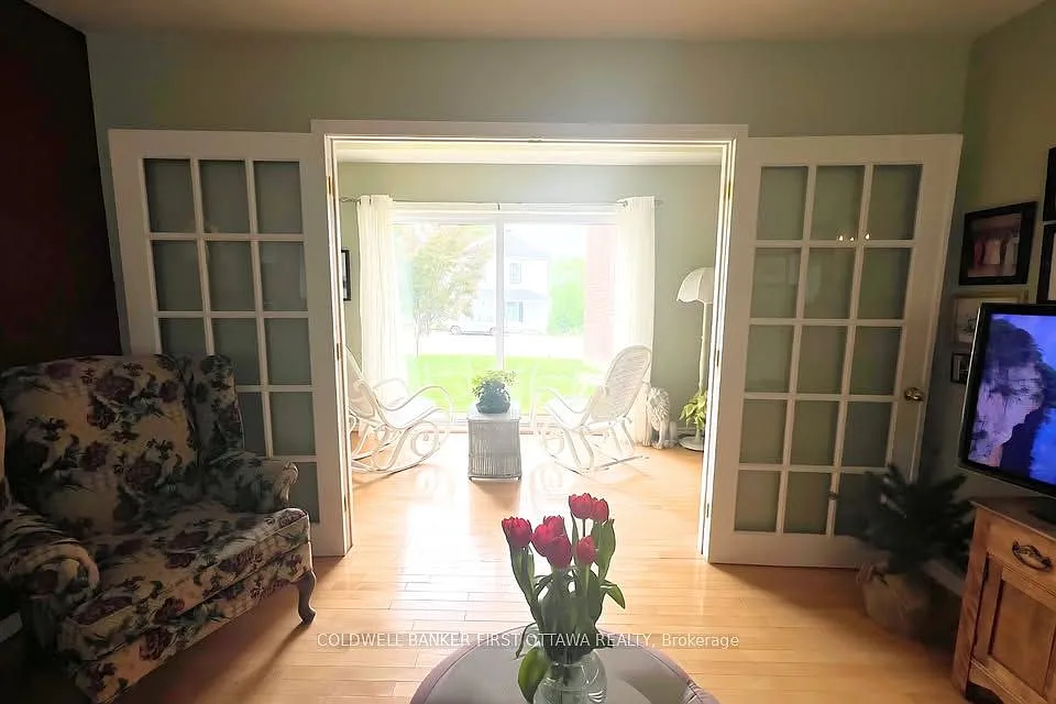 1 bed, $2,300 — Photo 2