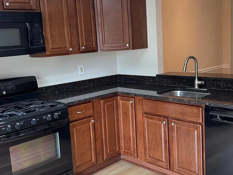 7210 Cherwell Ln — Photo 18