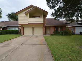 1818 Foxlake Dr, Houston, TX 77084