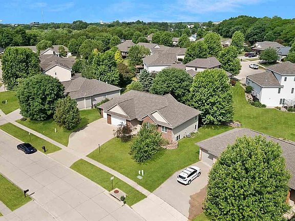 2nd image of 827 Forest Edge Ln