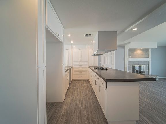 4th image of 5713 Beaumont Pl