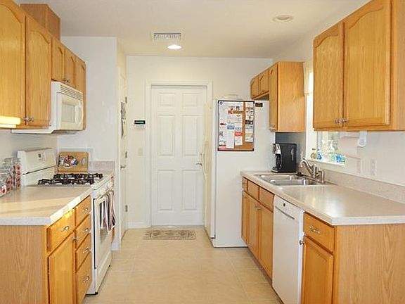 5th image of 26716 White Plains Way
