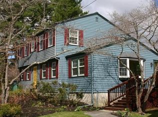 237 Holt Rd, Andover, MA 01810