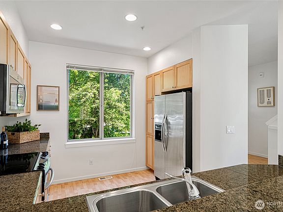 5th image of 2141 NW Boulder Way Drive