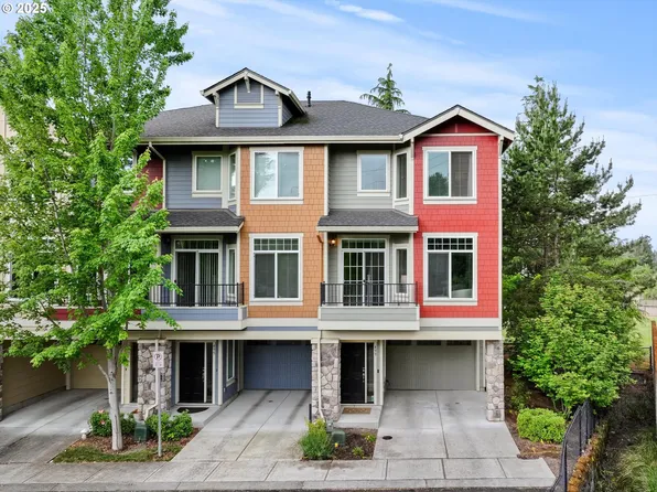 499 NE Patricia Ann Pl, Hillsboro, OR 97006