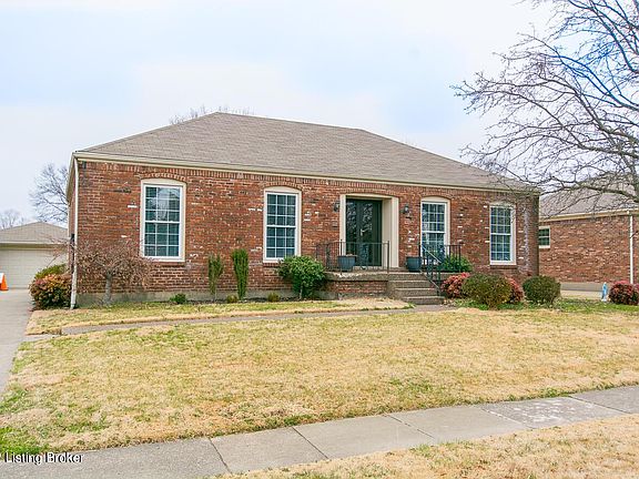3rd image of 4603 Lynnbrook Dr